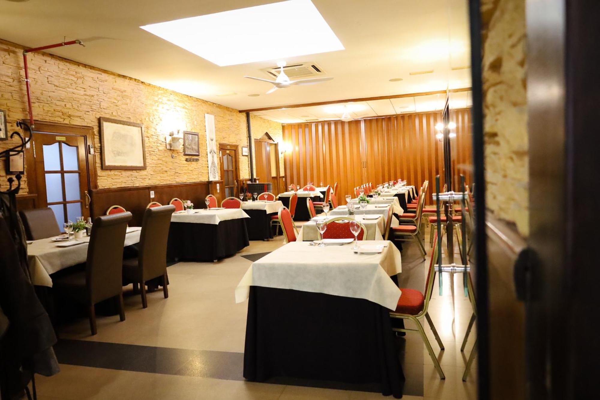 Hospedium Dlj Hostal Ben Nassar Arjona المظهر الخارجي الصورة